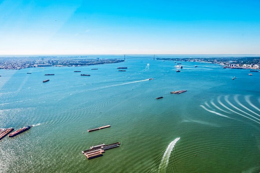 New York City: Manhattan Helicopter Tour - Who should book this flight