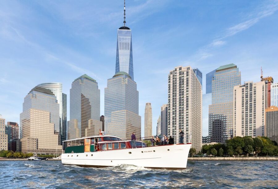New York City: Mini Yacht Boat Ride with Sightseeing - Statue of Liberty and Ellis Island from the water