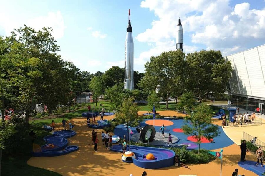 New York City: New York Hall of Science Admission Ticket - A Hands-On Science Center in New York City