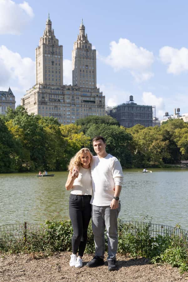 New York City or Brooklyn: Photoshoot in Iconic Locations - Rockefeller Plaza for a cleaner Midtown look