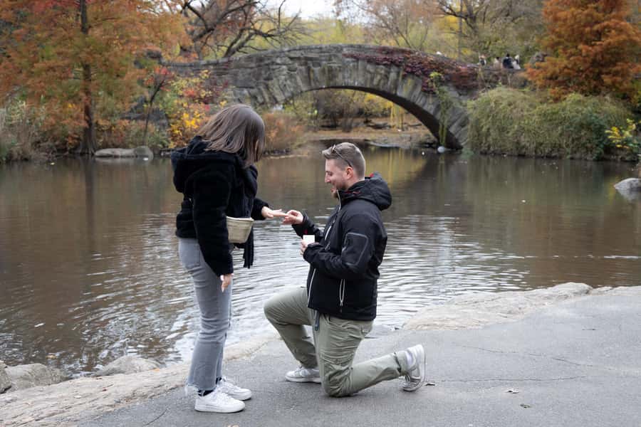 New York City or Brooklyn: Photoshoot in Iconic Locations - Choosing between Manhattan and Brooklyn