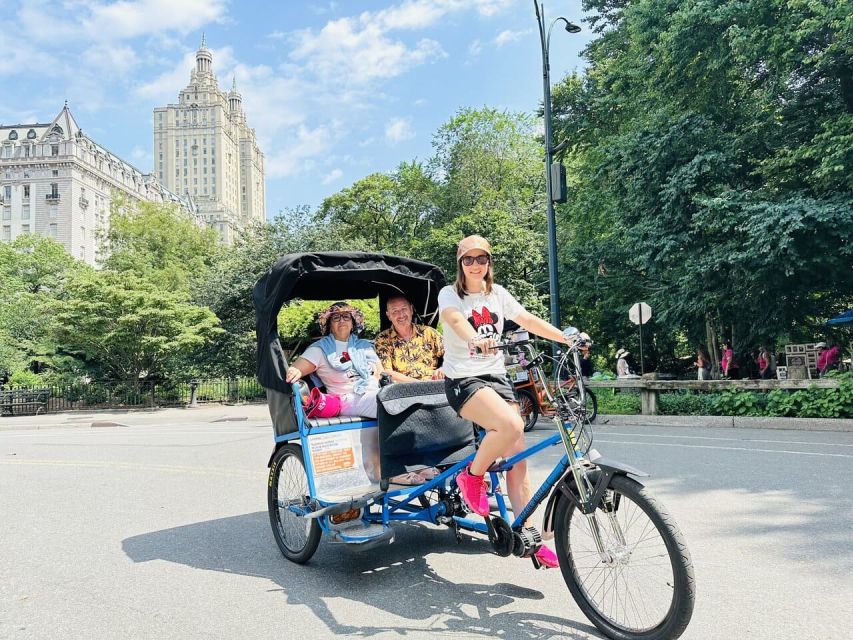New York City: Private Central Park Pedicab Tour - Belvedere Castle and Shakespeare Garden
