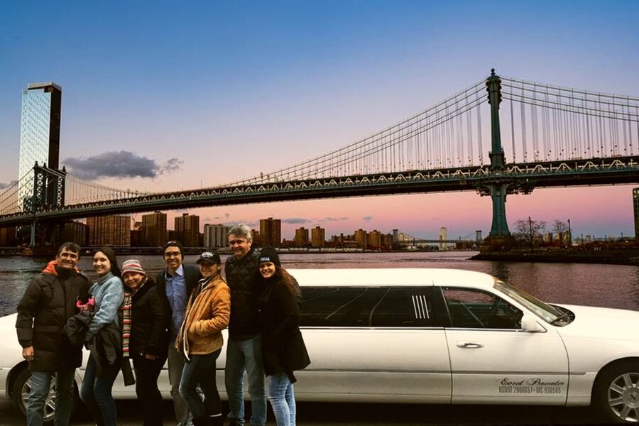 New York City: Private Manhattan Limousine Tour - Who will enjoy this most?