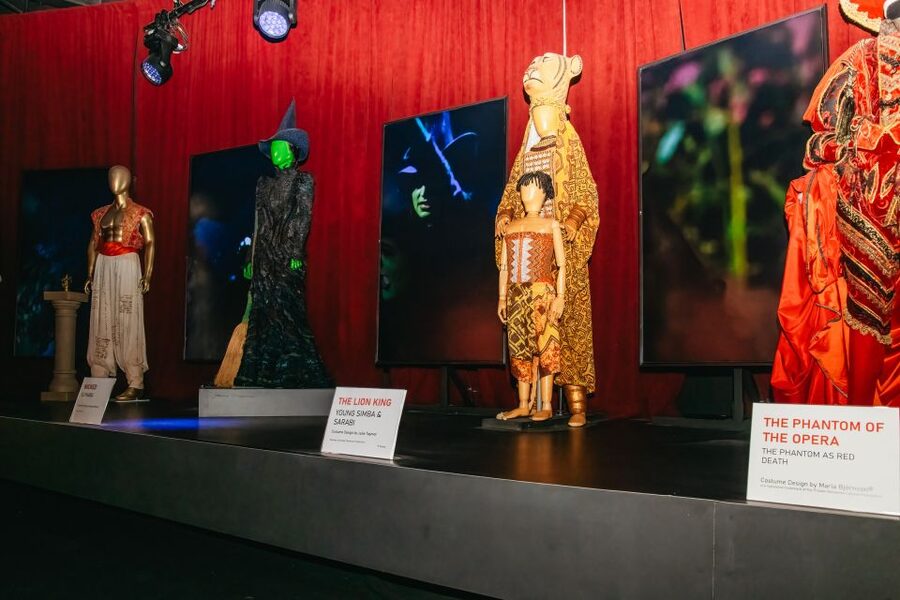 New York City: RiseNY Experience Ticket - It suits families, teenagers, and curious adults