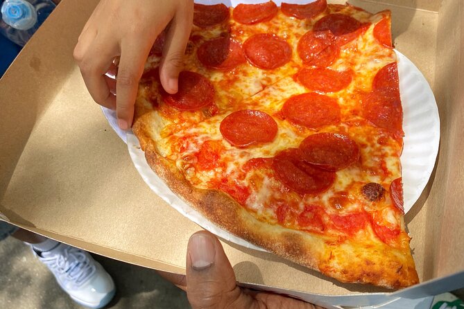 New York City's Best Pizza tour - Five slices, one very useful pizza lesson