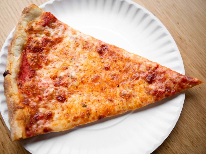 New York City: Sightseeing Walking Tour with Food Tastings - Key points at a glance
