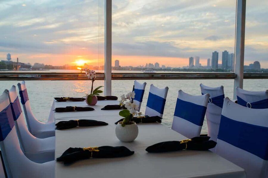 New York City: Signature Dinner Cruise on the Eternity - Arriving at Pier 36 with time to spare