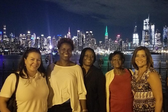 New York City Skyline at Night Guided Tour - Sinatra Park and the Hoboken waterfront
