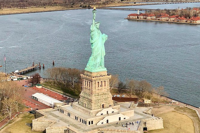 New York City Skyline Helicopter Tour from New Jersey - Weather, delays, and the risk of losing your booking