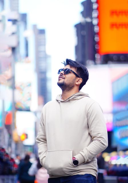 New York City: Solo or Couples Photoshoot in Times Square! - Booking details worth knowing before you go