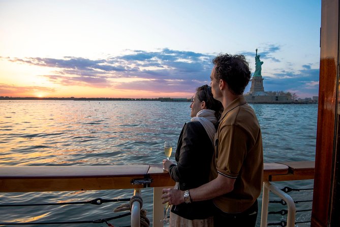 New York City Sunset Cruise on a Yacht - Drinks, snacks, and the real value of $113.23