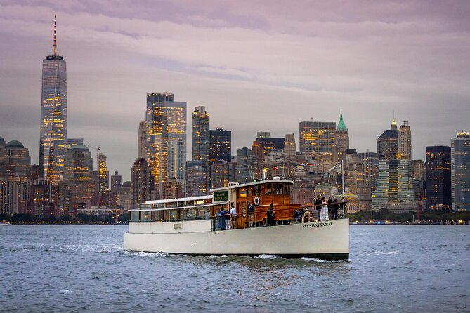 New York City Sunset Cruise on a Yacht - What the 90-minute route shows you
