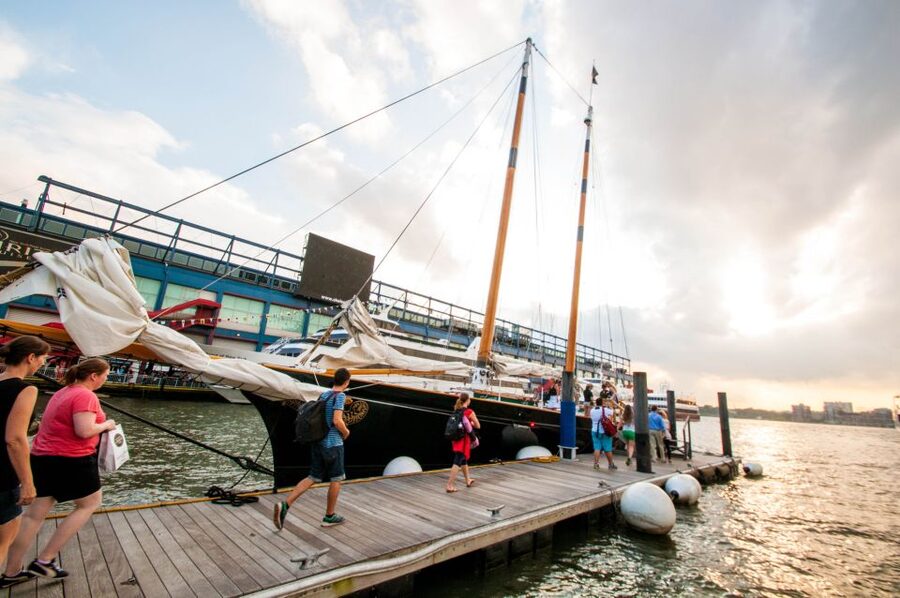 New York City: Sunset Sail Aboard a Schooner - Should you book the Schooner America?