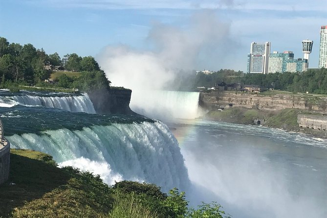 New York City Tour to Niagara Falls 1 Day - American Falls and the first Niagara views