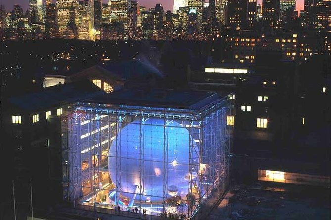 New York CityPASS® - Top of the Rock: compare it with the Empire State Building