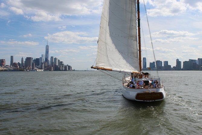 New York Fall Foliage Sail up the Hudson River - Manhattan’s Upper West Side from the water