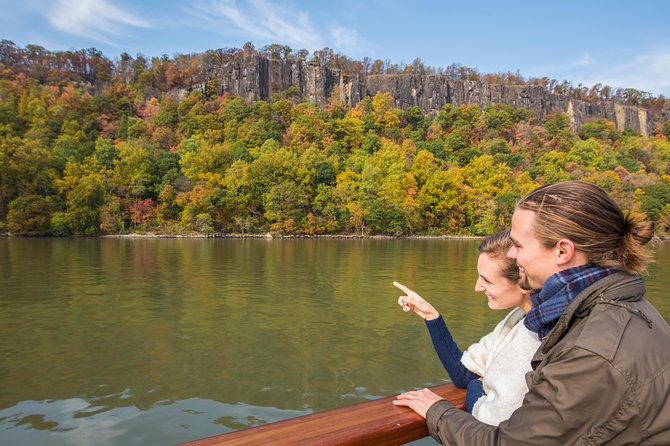 New York Fall Foliage Sail up the Hudson River - Is the $143.27 price a good value?