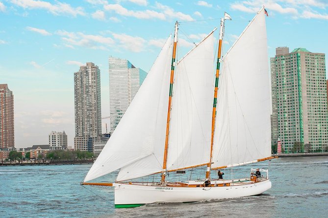 New York Fall Foliage Sail up the Hudson River - Who will enjoy this Hudson River outing?