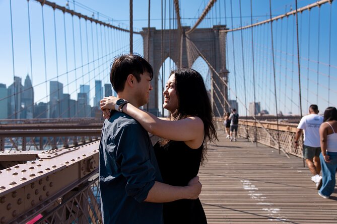 New York Flying-dress photoshoot with iconic NYC views - Starting at Brooklyn Bridge for 40 Minutes