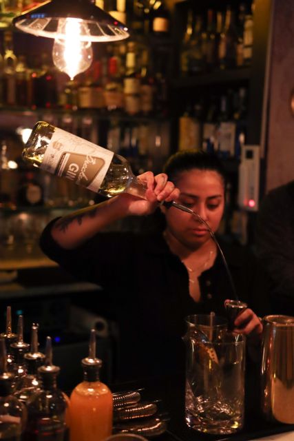 New York: Guided Walking Tour to Hidden Speakeasies - Why the secret entrances make this tour fun