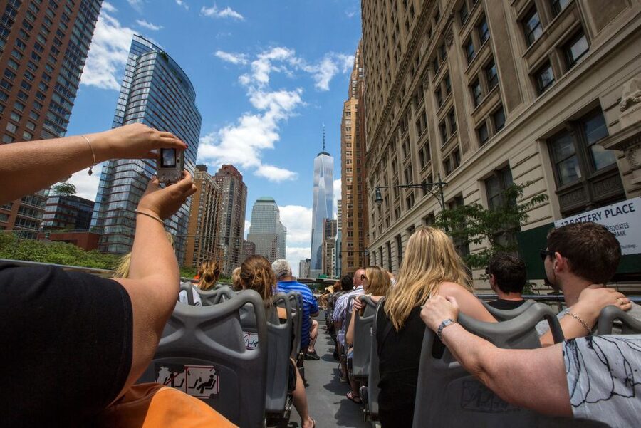 New York: Hop-on Hop-off Sightseeing Tour by Open-top Bus - Downtown Loop: from the Empire State Building to Battery Park