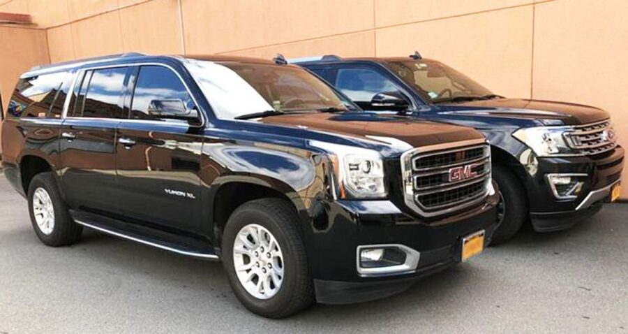 New York: JFK Airport RoundTrip Transfer to New York City - Landing at JFK and finding your driver
