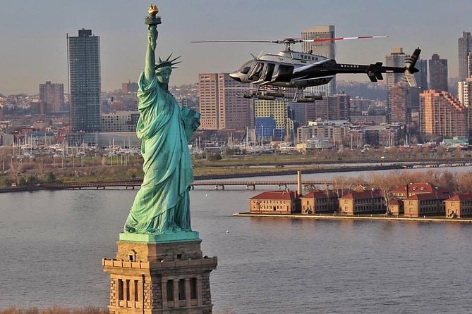 New York Manhattan Scenic Helicopter Tour - Ellis Island and the meaning of the harbor