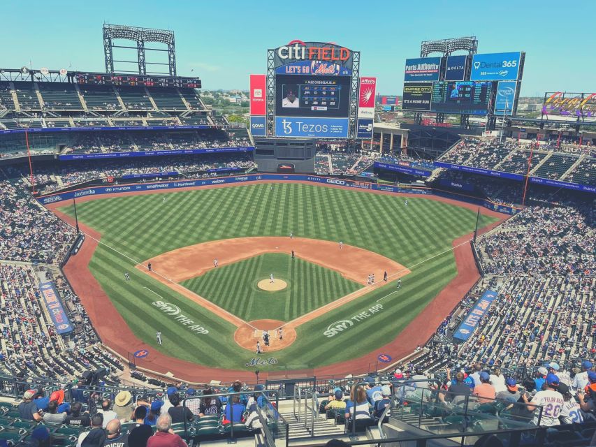 New York: New York Mets Baseball Game Ticket at Citi Field - Choosing between budget, regular, and premium seats