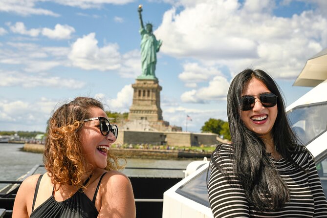 New York Princess Cruises - Drinks, seating, and the onboard setup