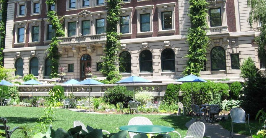 New York, Private Tour: New York in the Gilded Age - Why Fifth Avenue tells the Gilded Age story so well