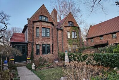 Queens Borough Walking Tour