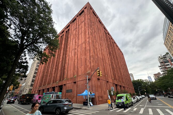 New York Soho and the Village Art and Architecture Tour - The New Museum and the PUBLIC Hotel