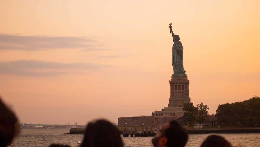 New York: Sunset Cruise with Statue of Liberty Views - What the sunset timing adds