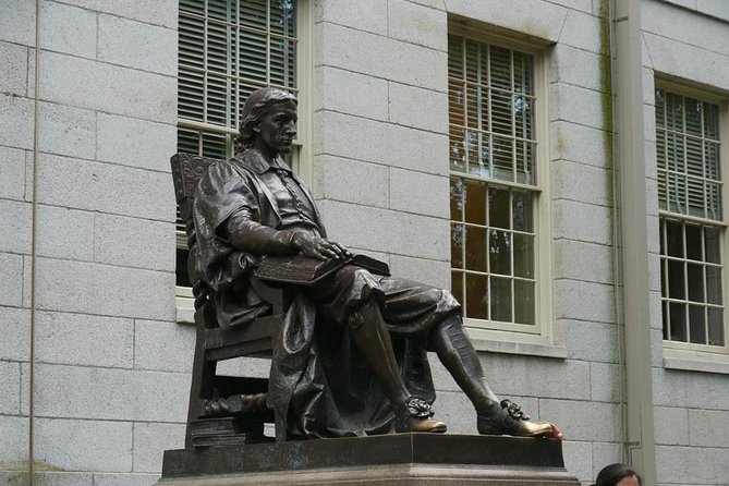 New York To Boston and Harvard in One Day - Beacon Hill and the Massachusetts State House