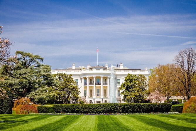 New York, Washington D.C., Niagara Falls 6-Day Tour from NY - Day 4: glassmaking, a gorge, and Niagara after dark