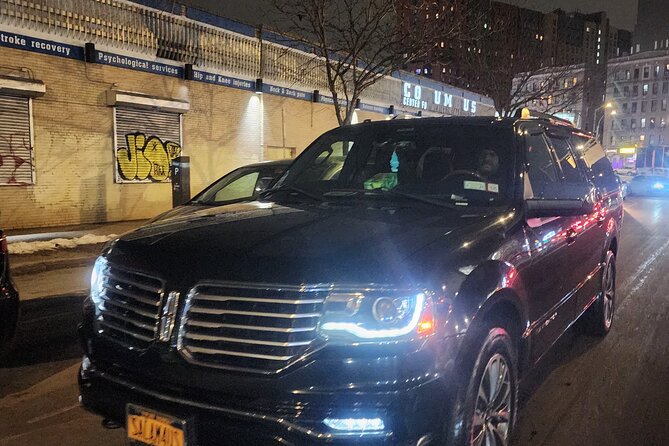 Newark Airport Transfer (EWR) to New York City - Why the flight number is more than a formality