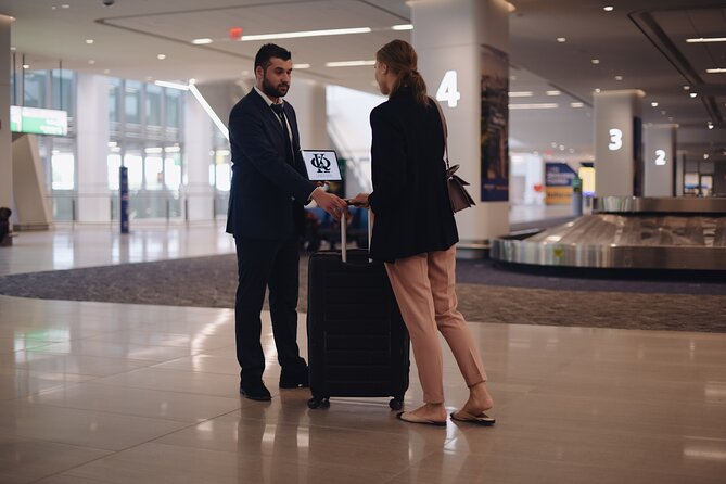 Newark (EWR) Airport Stretch Limo Service To NYC - Why a private limousine can make sense