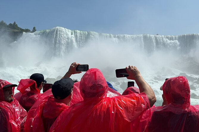 Niagara Falls Express Tour from NYC – US & Canada in One Day - Table Rock and the Canadian side