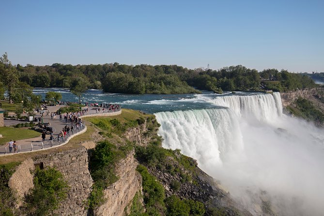 Niagara Falls, Toronto, Philadelphia, DC 5-Day Tour from NYC - Day 2: Horseshoe Falls, Niagara-on-the-Lake, and Toronto