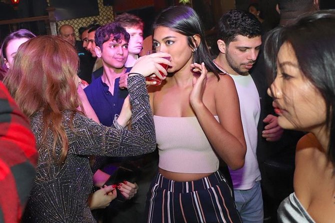 Night Out Tour: Gangsters, Heroes and Bright Lights of NYC - Why express entry matters in Manhattan