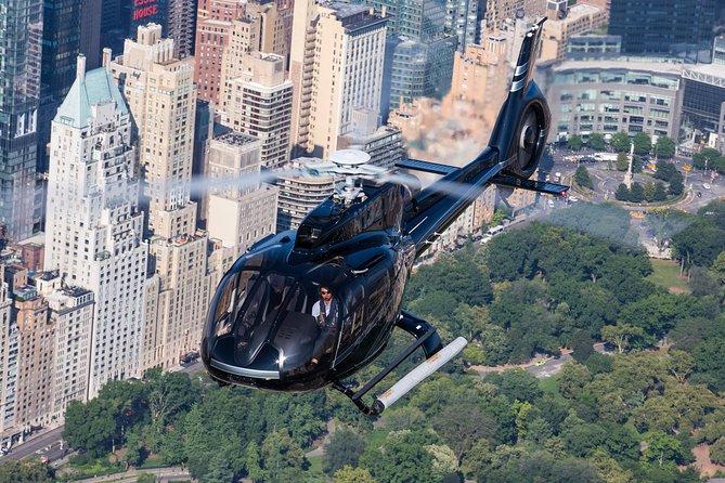 NY Helicopter Tour: Manhattan & Brooklyn (Heliport Fees Incl.) - What this New York helicopter tour actually gives you