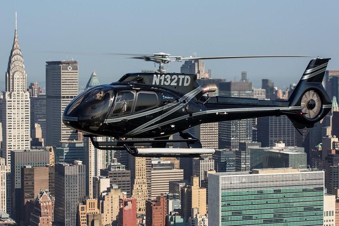 NY Helicopter Tour: Manhattan Highlights (Heliport fees Incl.) - The best view of New York in 15 minutes