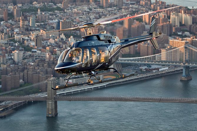 NY Helicopter Tour: Manhattan Highlights (Heliport fees Incl.) - Lower Manhattan from the air