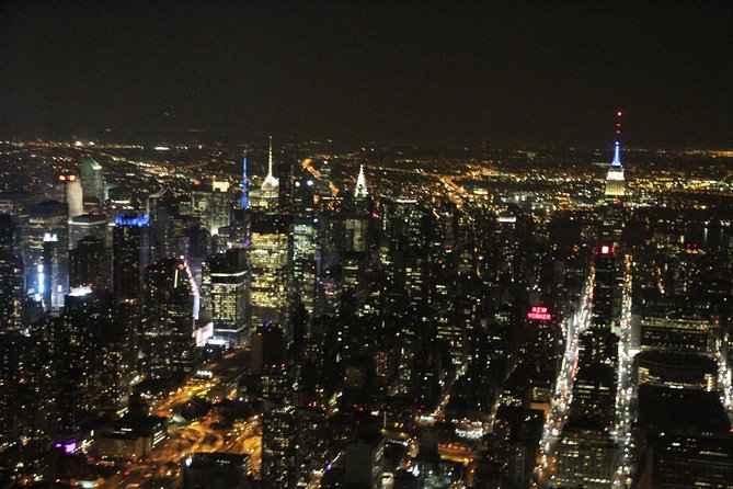 NY Helicopter Tour: New York City Skyline (Heliport fees Incl) - Statue of Liberty and the lights of Lower Manhattan