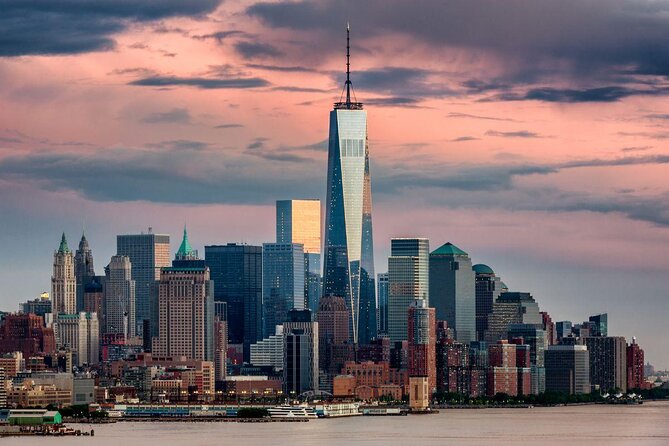NY Helicopter Tour: Ultimate NYC Sightseeing (Heliport fees Incl) - What you see during the 17 to 20 minute route