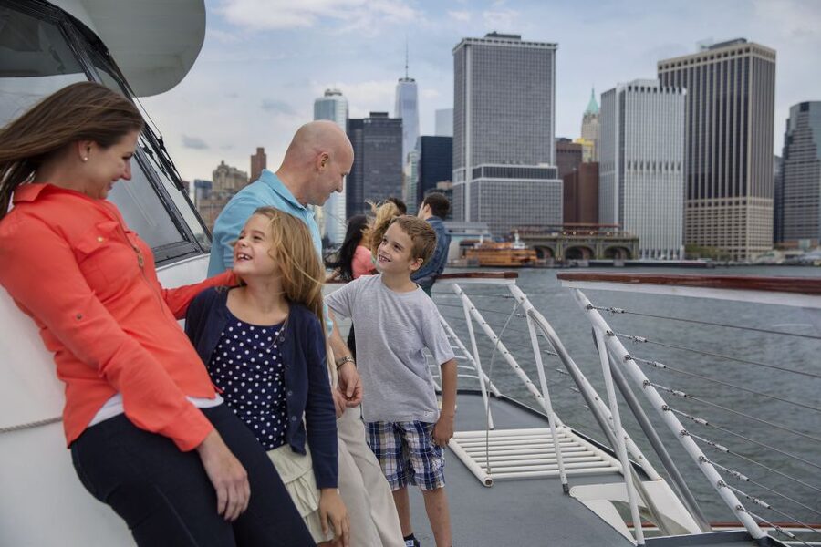 NY: Statue of Liberty, Empire State, and Hop-on Hop-off Tour - A practical two-day plan