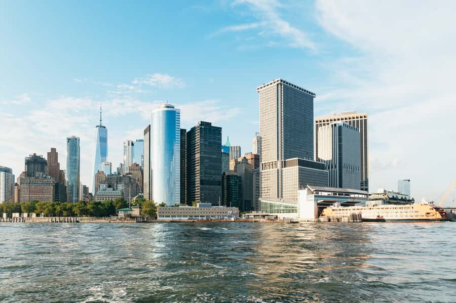 NYC: 4th of July Fireworks Party Cruise with Buffet & Drinks - Dinner is a cookout, not a fine dining meal