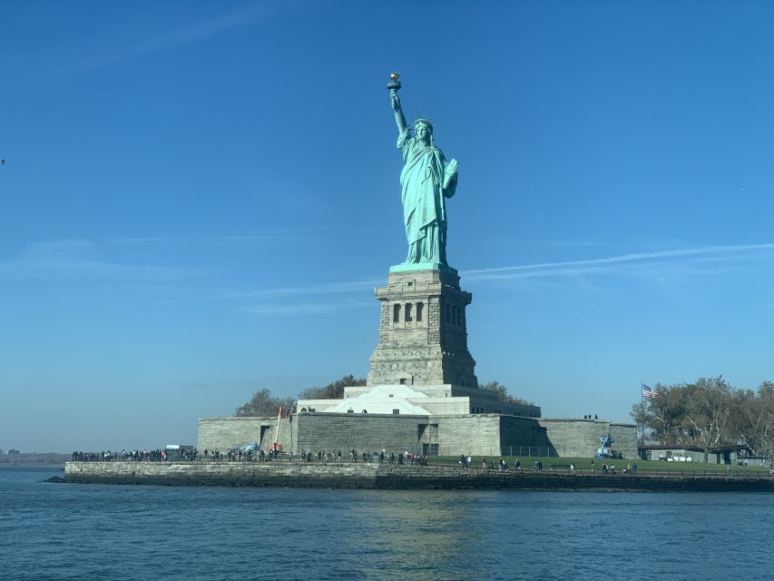 NYC: 9/11 Memorial, Wall Street, and Statue of Liberty Tour - Key points at a glance