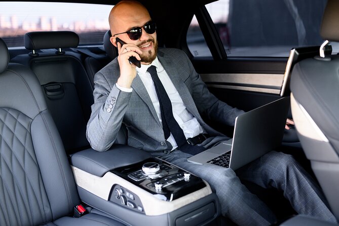 NYC Airports All Inclusive Private Departure Transfer JFK LGA EWR - Timing your pickup without creating stress
