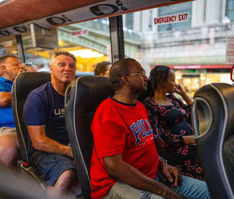 NYC at Night: 3-Hour Luxury Bus Tour of Top Highlights - The guides are a major part of the experience